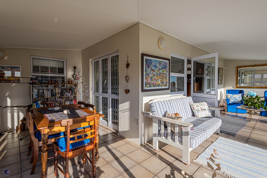 4 Bedroom Property for Sale in Myburgh Park Western Cape